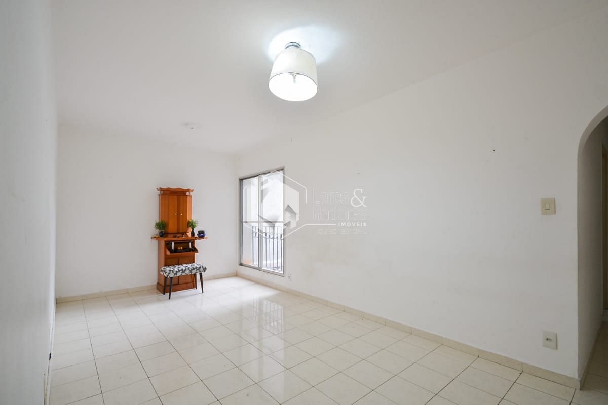Apartamento à venda com 2 quartos, 73m² - Foto 1