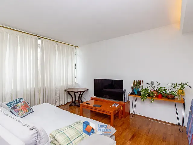 Apartamento com 301m² 4 quartos e 4 banheiros, à venda, no bairro Higienópolis em São Paulo