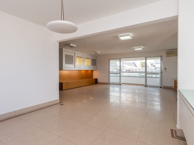 Foto do Apartamento - Apartamento para venda em Perdizes com 3 quartos, sendo 3 suítes , 230m² | Lares e Andares Imóveis