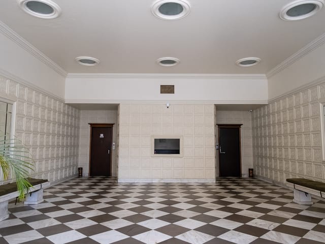 Apartamento 1 quarto e 1 banheiro, à venda ou para alugar, no bairro Centro em Pelotas