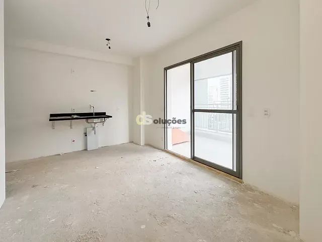 Apartamento 1 quarto e 1 banheiro, à venda, no bairro Vila Dom Pedro I em São Paulo