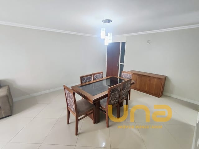 Apartamento 2 quartos e 1 banheiro, para alugar, no bairro FAZENDINHA em Curitiba