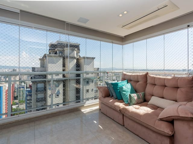 Apartamento com 240m² 4 quartos e 5 banheiros, à venda, no bairro Vila Gomes Cardim em São Paulo