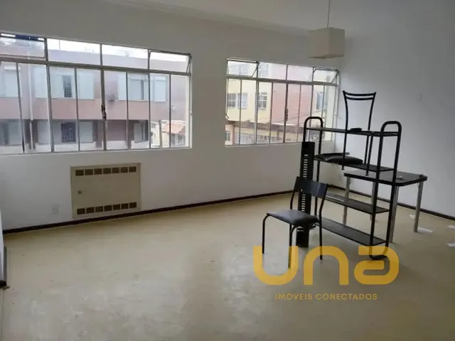 Apartamento 3 quartos e 1 banheiro, para alugar, no bairro CENTRO em Curitiba