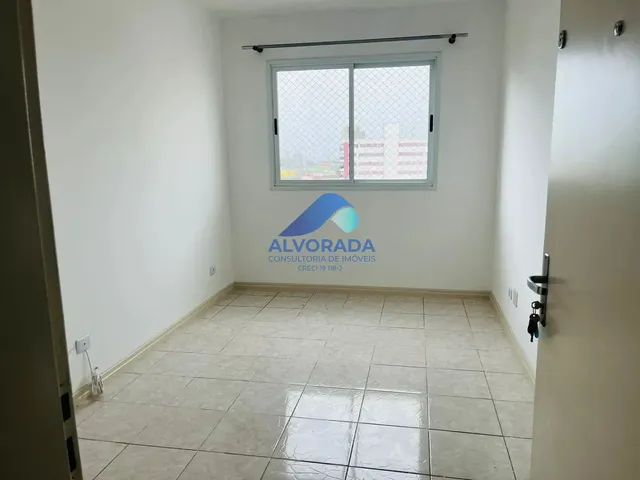 Apartamento com 10m² 1 quarto e 1 banheiro, para alugar, no bairro Centro em São José Dos Campos