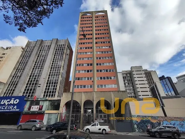 Apartamento 2 quartos e 1 banheiro, à venda, no bairro CENTRO em Curitiba