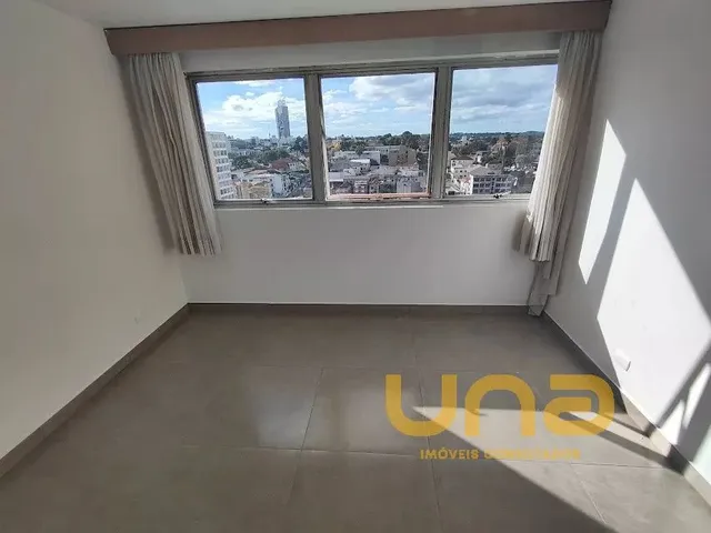 Apartamento 2 quartos e 1 banheiro, à venda, no bairro CENTRO em Curitiba