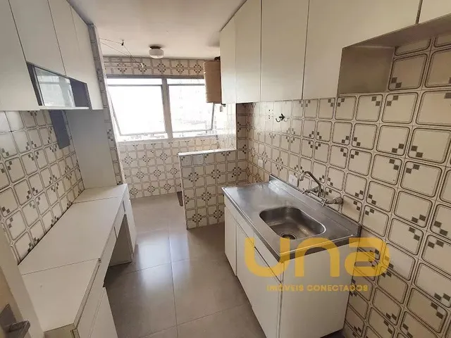 Apartamento 2 quartos e 1 banheiro, à venda, no bairro CENTRO em Curitiba