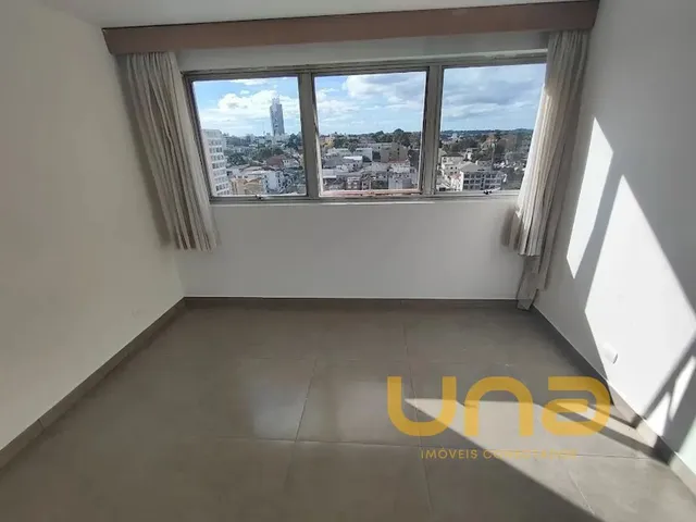Apartamento 2 quartos e 1 banheiro, à venda, no bairro CENTRO em Curitiba