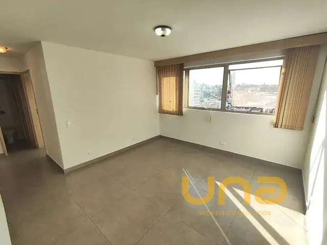 Apartamento 2 quartos e 1 banheiro, à venda, no bairro CENTRO em Curitiba