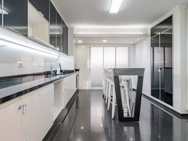 Foto do Apartamento - Apartamento tipo para venda em Vila Madalena com 2 quartos, sendo 1 suíte, 87m² | Lares e Andares Imóveis