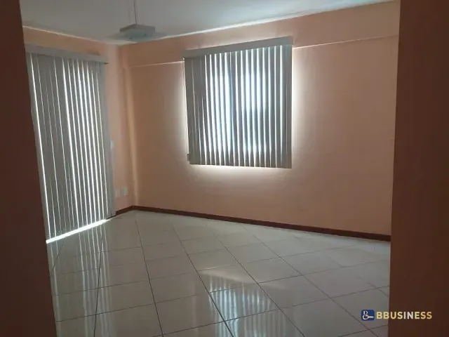 Apartamento 3 quartos e 1 banheiro, à venda, no bairro Centro em Campos dos Goytacazes