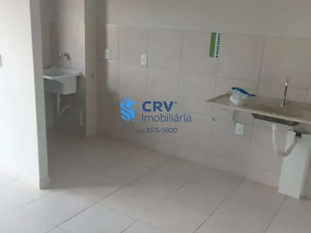 Apartamento com 46m² 2 quartos e 1 banheiro, à venda ou para alugar, no bairro Centro em Cambé