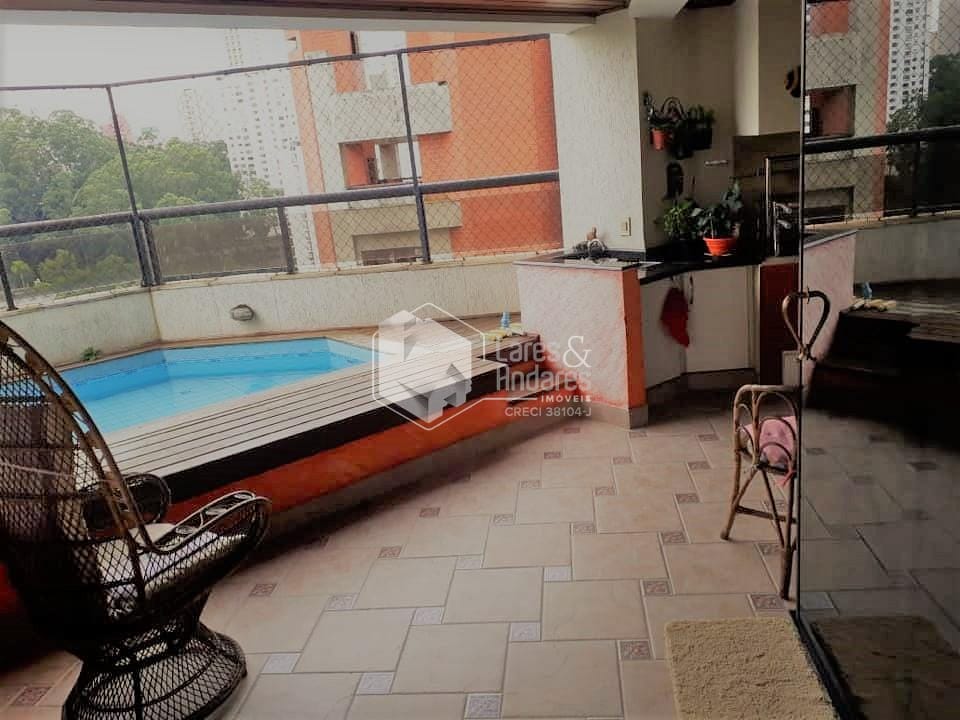 Apartamento à venda com 3 quartos, 230m² - Foto 2