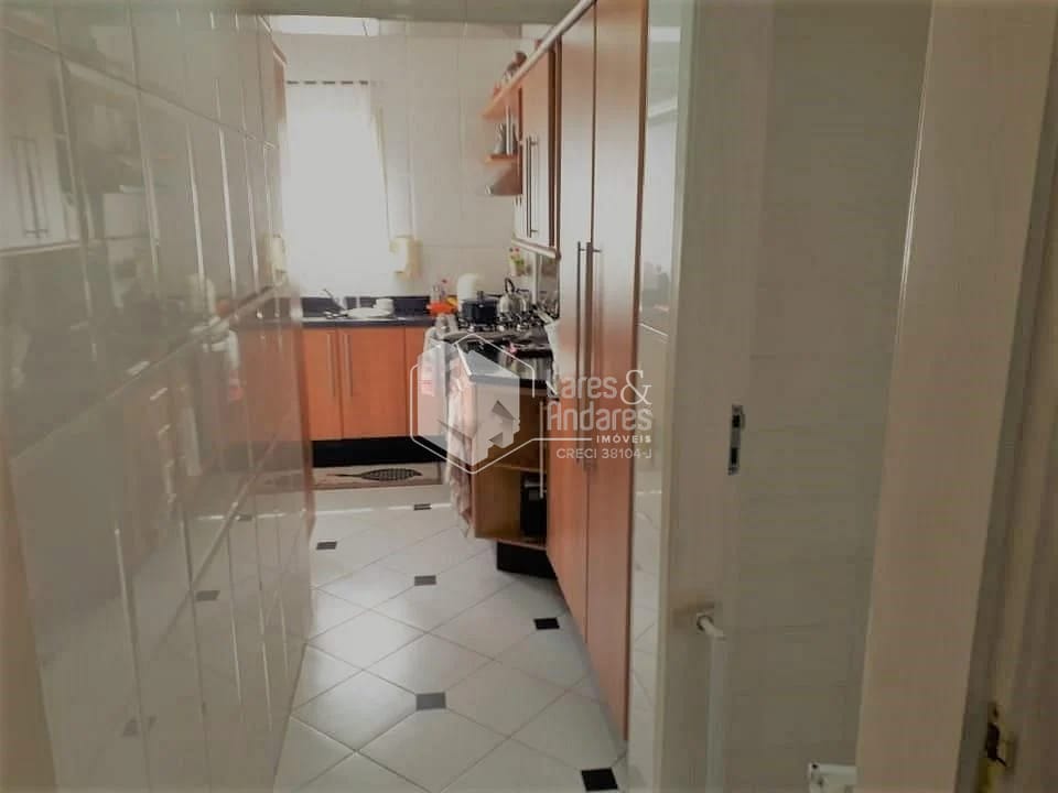 Apartamento à venda com 3 quartos, 230m² - Foto 32