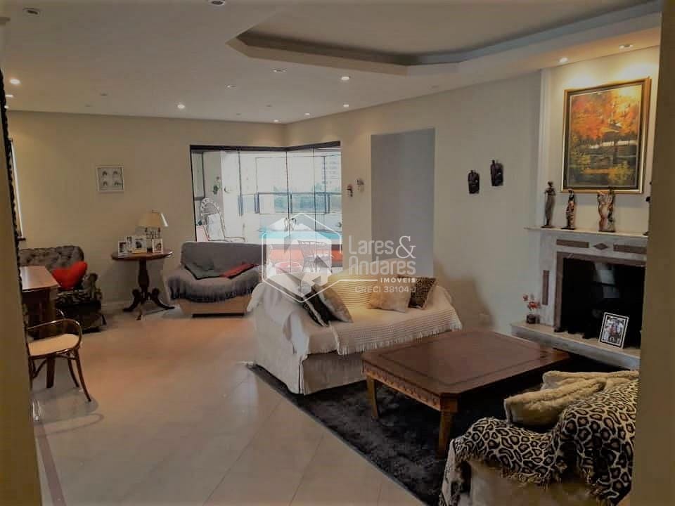 Apartamento à venda com 3 quartos, 230m² - Foto 4