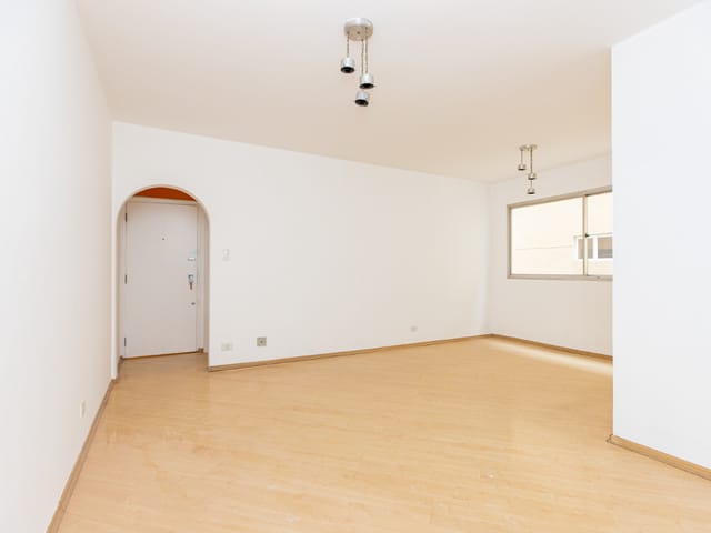 Foto do Apartamento - Apartamento tipo para venda em Indianópolis com 3 quartos, sendo 1 suíte, 94m² | Lares e Andares Imóveis