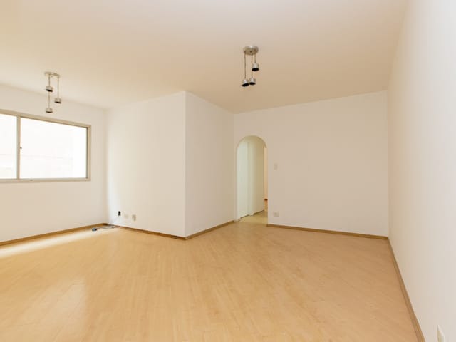 Foto do Apartamento - Apartamento tipo para venda em Indianópolis com 3 quartos, sendo 1 suíte, 94m² | Lares e Andares Imóveis