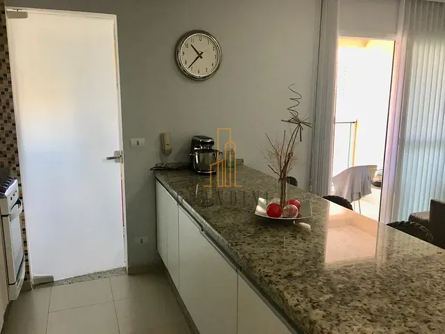 Apartamento 3 quartos e 2 banheiros, à venda, no bairro Jardim Bela Vista em Santo André