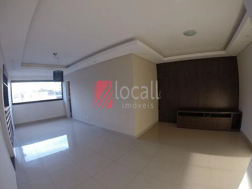 Apartamento com 3 quartos à venda, 100m² — foto 2 de 21