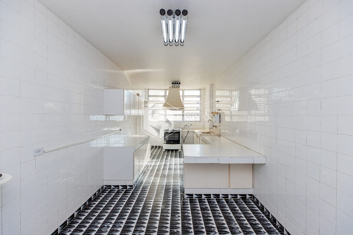 Apartamento à venda com 3 quartos, 254m² - Foto 13