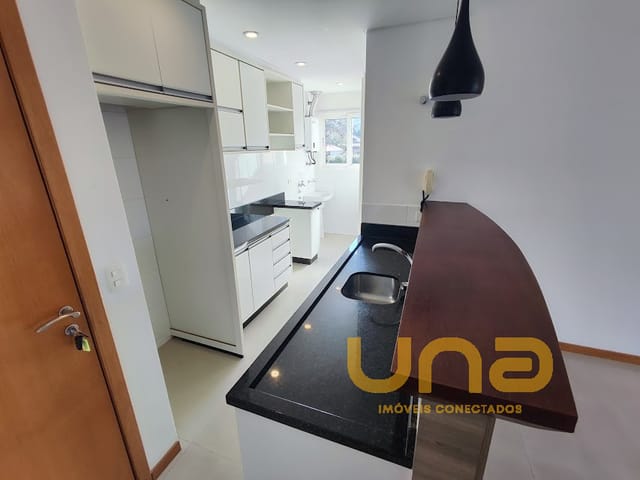 Apartamento 2 quartos e 2 banheiros, à venda, no bairro BATEL em Curitiba
