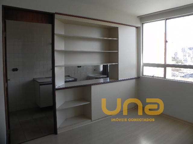Apartamento 1 quarto e 1 banheiro, à venda, no bairro CENTRO em Curitiba