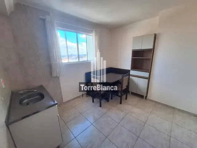 Apartamento com 35m² 1 quarto e 1 banheiro, para alugar, no bairro Centro em Ponta Grossa
