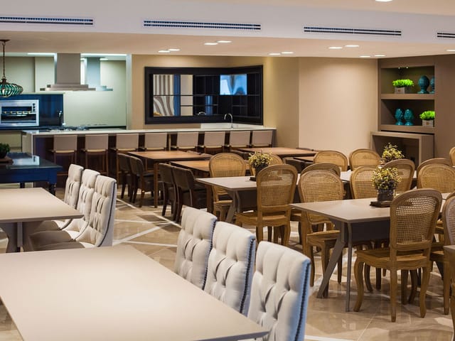 Apartamento com 464m² 4 quartos e 1 banheiro, à venda, no bairro Centro em Balneário Camboriú