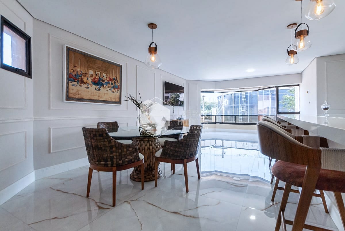 Apartamento à venda com 3 quartos, 115m² - Foto 4