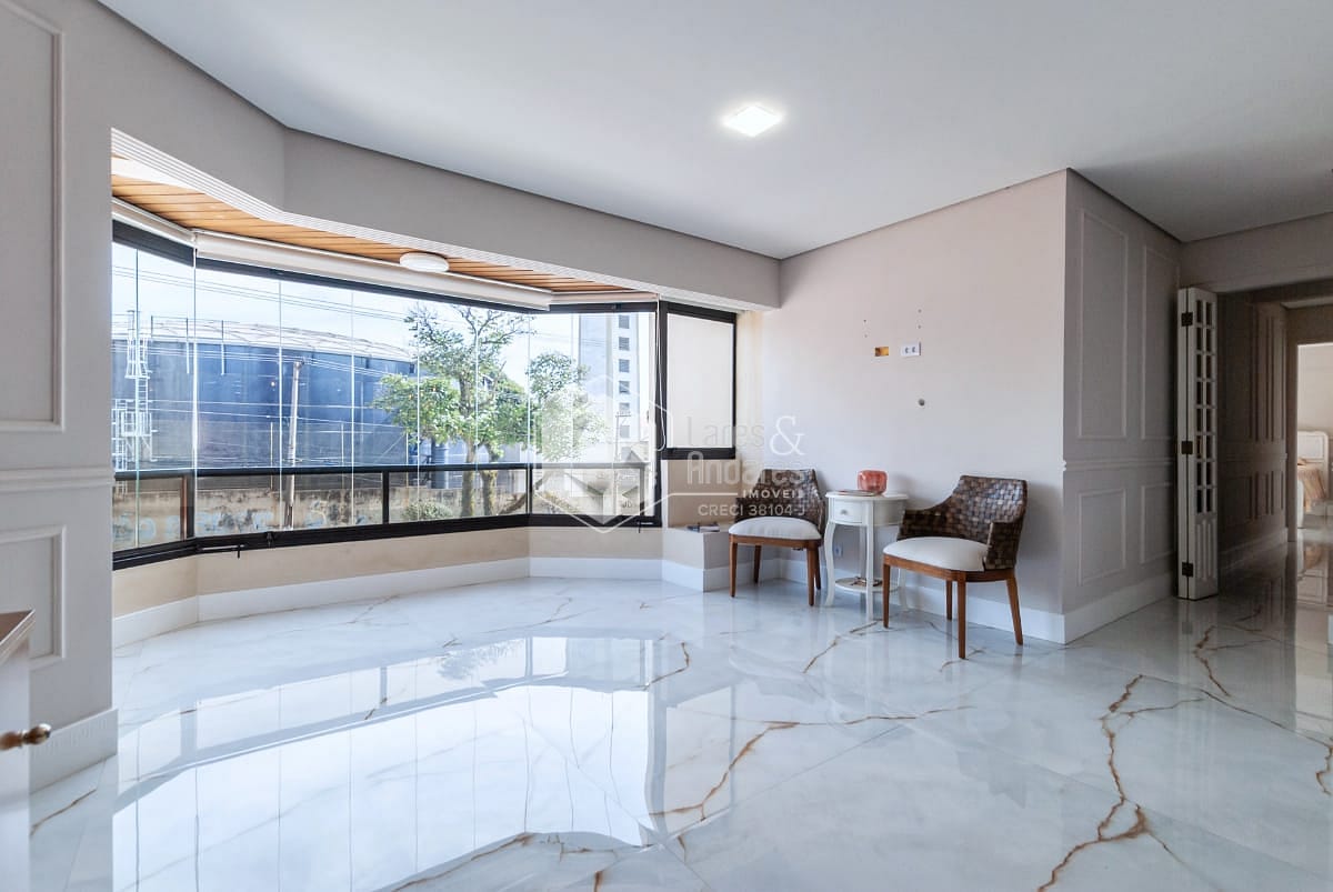 Apartamento à venda com 3 quartos, 115m² - Foto 10