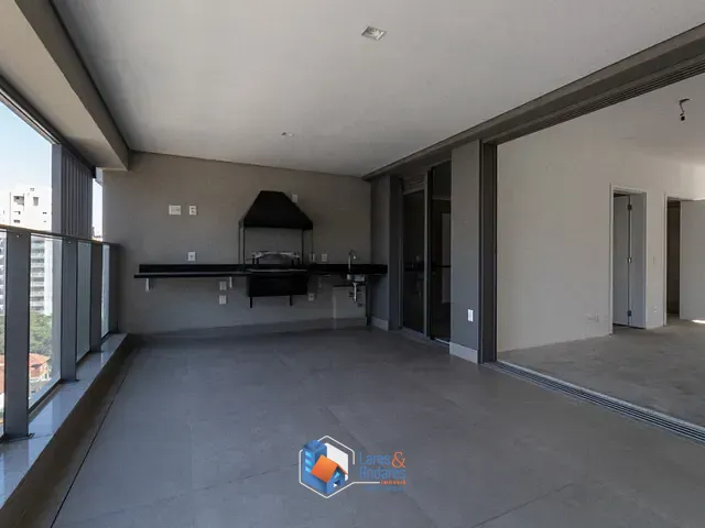 Apartamento com 160m² 3 quartos e 5 banheiros, à venda, no bairro Vila Nova Conceição em São Paulo