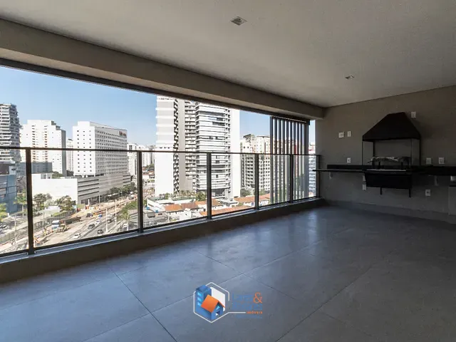 Apartamento com 160m² 3 quartos e 5 banheiros, à venda, no bairro Vila Nova Conceição em São Paulo