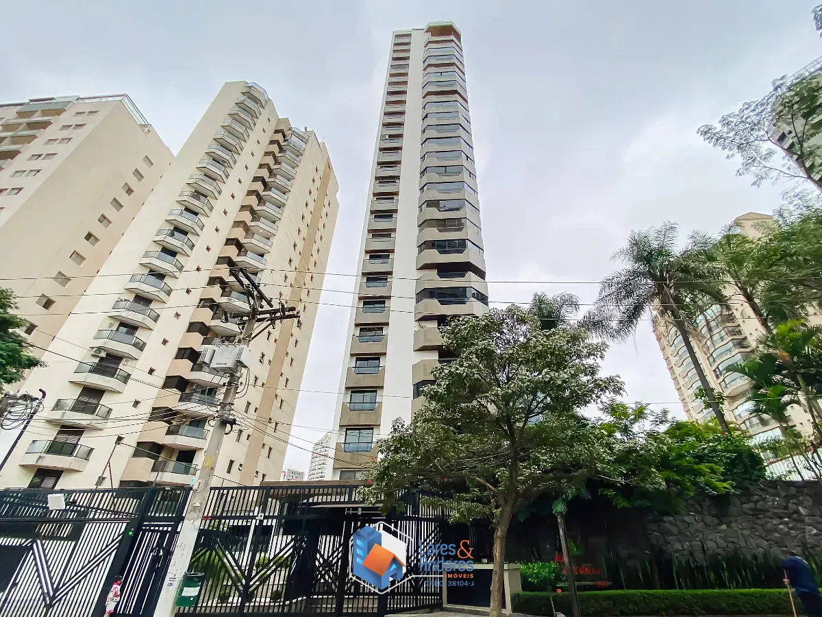 Apartamento, 3 quartos, 230 m² - Foto 1