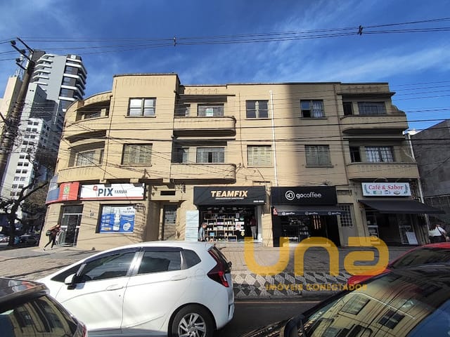 Apartamento 2 quartos e 1 banheiro, para alugar, no bairro AGUA VERDE em Curitiba