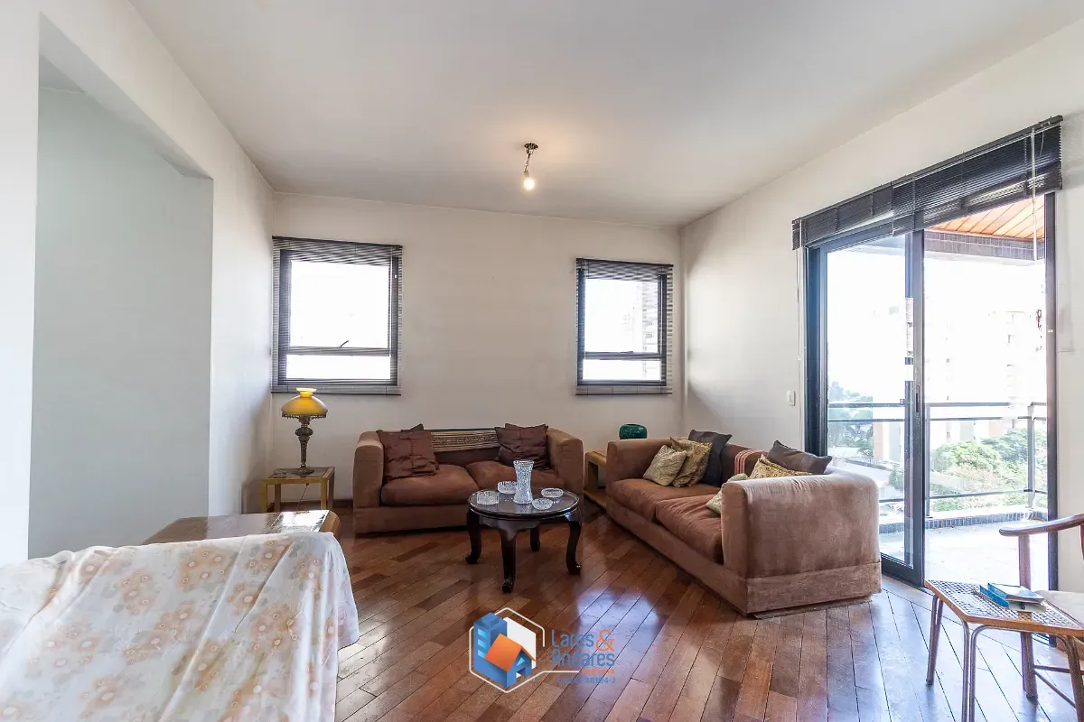 Apartamento, 3 quartos, 161 m² - Foto 2