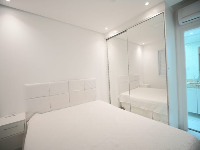 Foto do Apartamento - Apartamento tipo para venda com 2 quartos, sendo 1 suíte, 53m² | Lares e Andares Imóveis