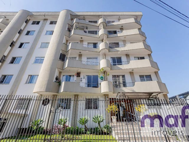 Apartamento 2 quartos e 1 banheiro, para alugar, no bairro Água Verde em Curitiba