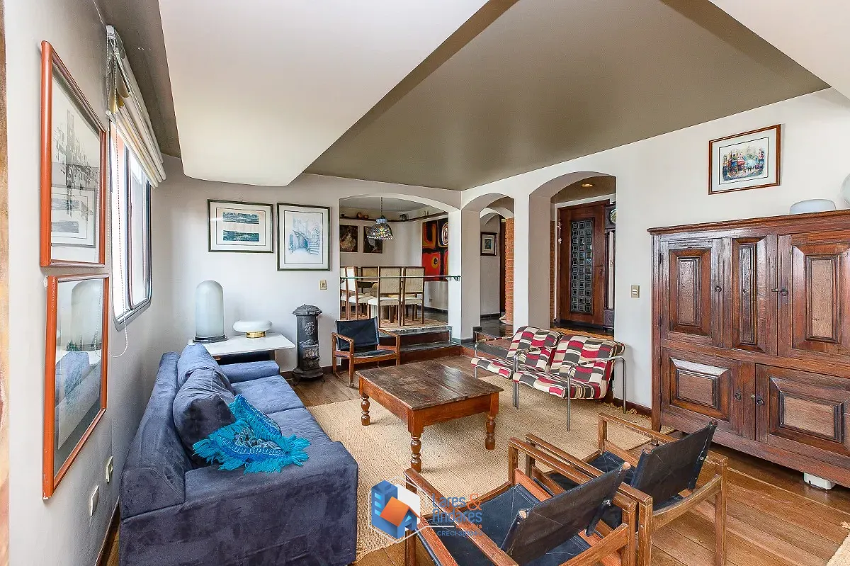 Apartamento, 3 quartos, 210 m² - Foto 1