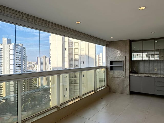 Apartamento com 375m² 3 quartos e 5 banheiros, à venda, no bairro Gleba Palhano em Londrina