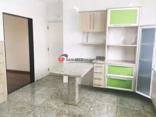 Apartamento 4 quartos e 2 banheiros, à venda, no bairro Vila Gilda em Santo André