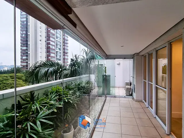 Apartamento com 100m² 2 quartos e 2 banheiros, à venda, no bairro Campo Belo em São Paulo