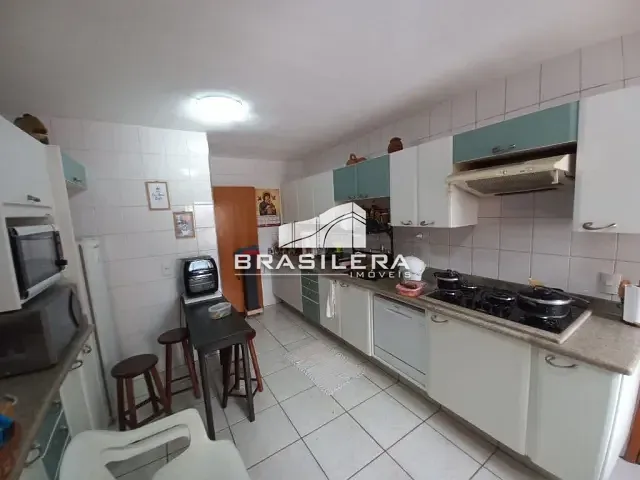 Apartamento com 226m² 3 quartos e 5 banheiros, à venda, no bairro Jardim América em Goiânia