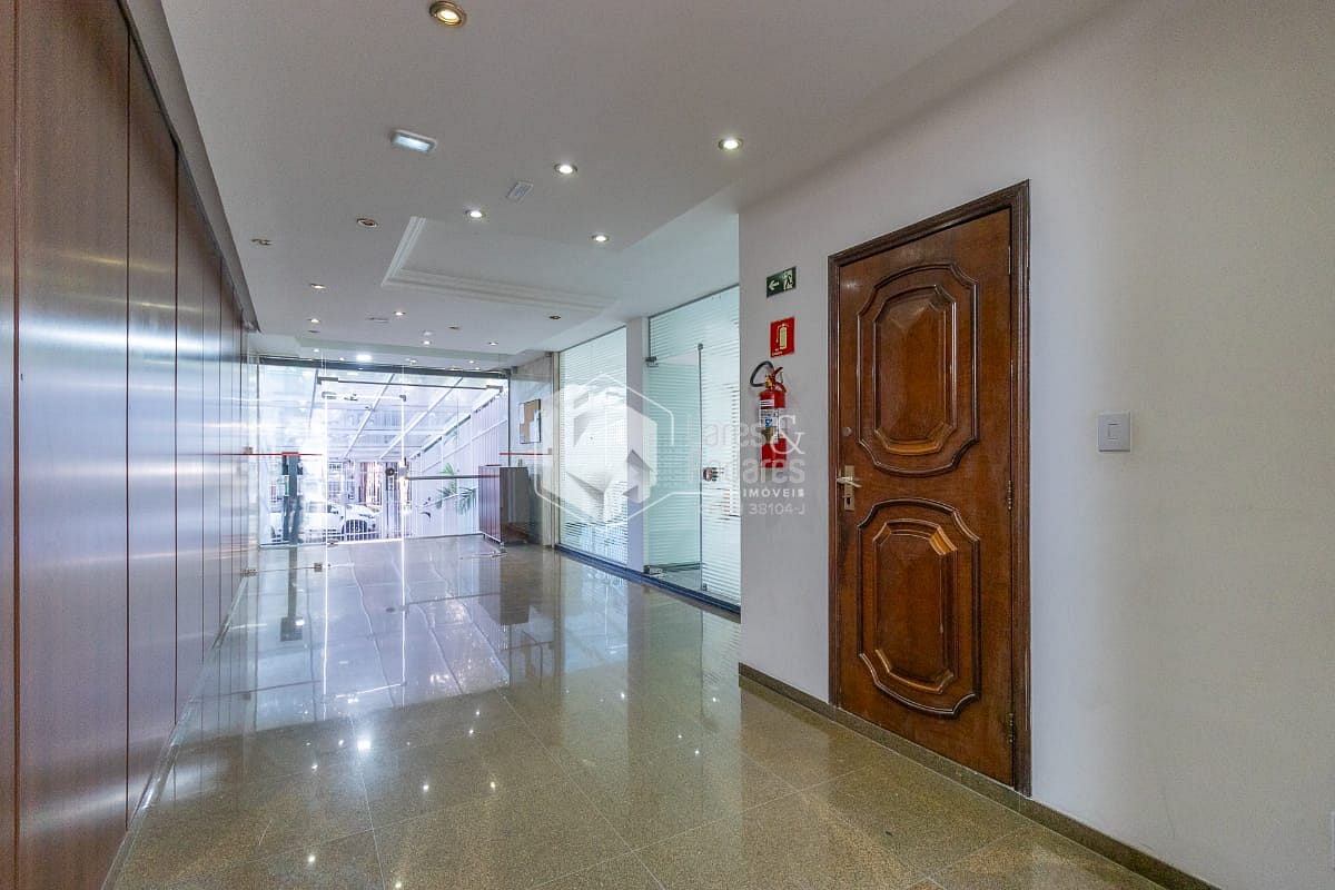 Apartamento à venda com 3 quartos, 121m² - Foto 32