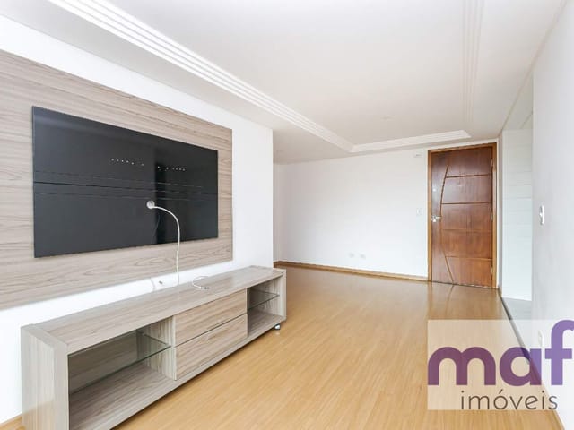 Apartamento com 63m² 2 quartos e 1 banheiro, para alugar, no bairro Vargem Grande em Pinhais