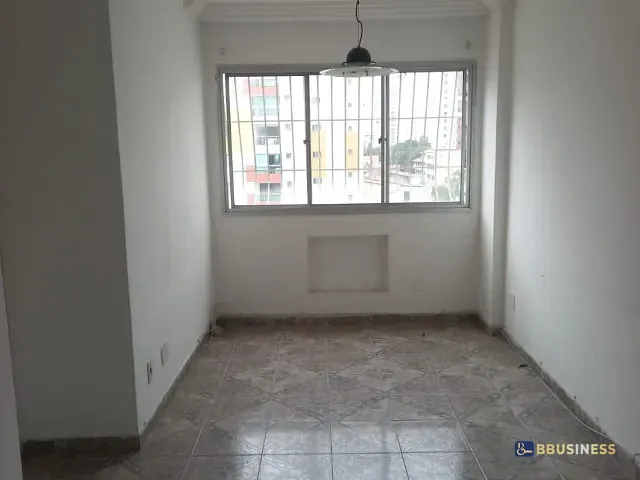 Apartamento 2 quartos e 1 banheiro, para alugar, no bairro Centro em Campos dos Goytacazes
