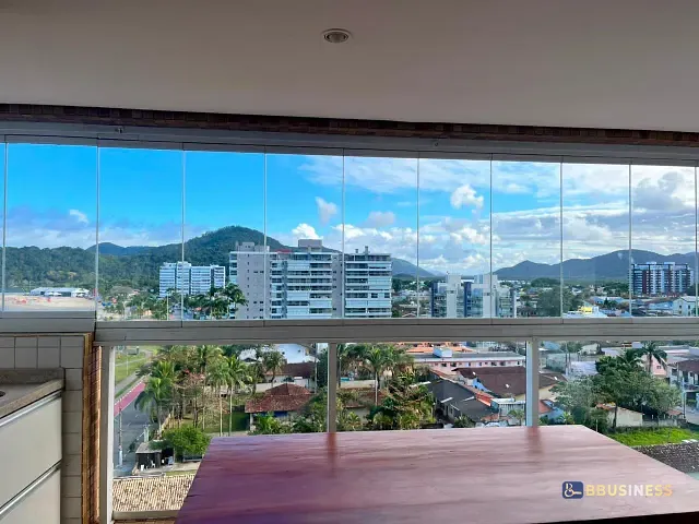 Apartamento com 97m² 3 quartos e 3 banheiros, para alugar, no bairro Centro em Bertioga
