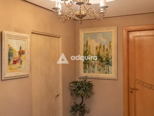 Apartamento com 234m² 4 quartos e 3 banheiros, à venda, no bairro Centro em Ponta Grossa
