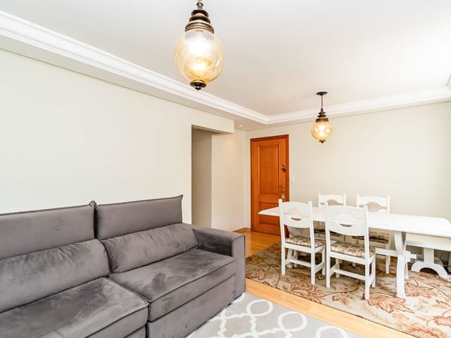 Apartamento 2 quartos e 1 banheiro, à venda, no bairro Bigorrilho em Curitiba