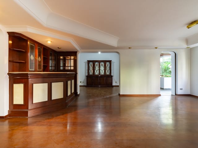 Foto do Apartamento - Apartamento para venda em Perdizes com 3 quartos, sendo 3 suítes , 216m² | Lares e Andares Imóveis